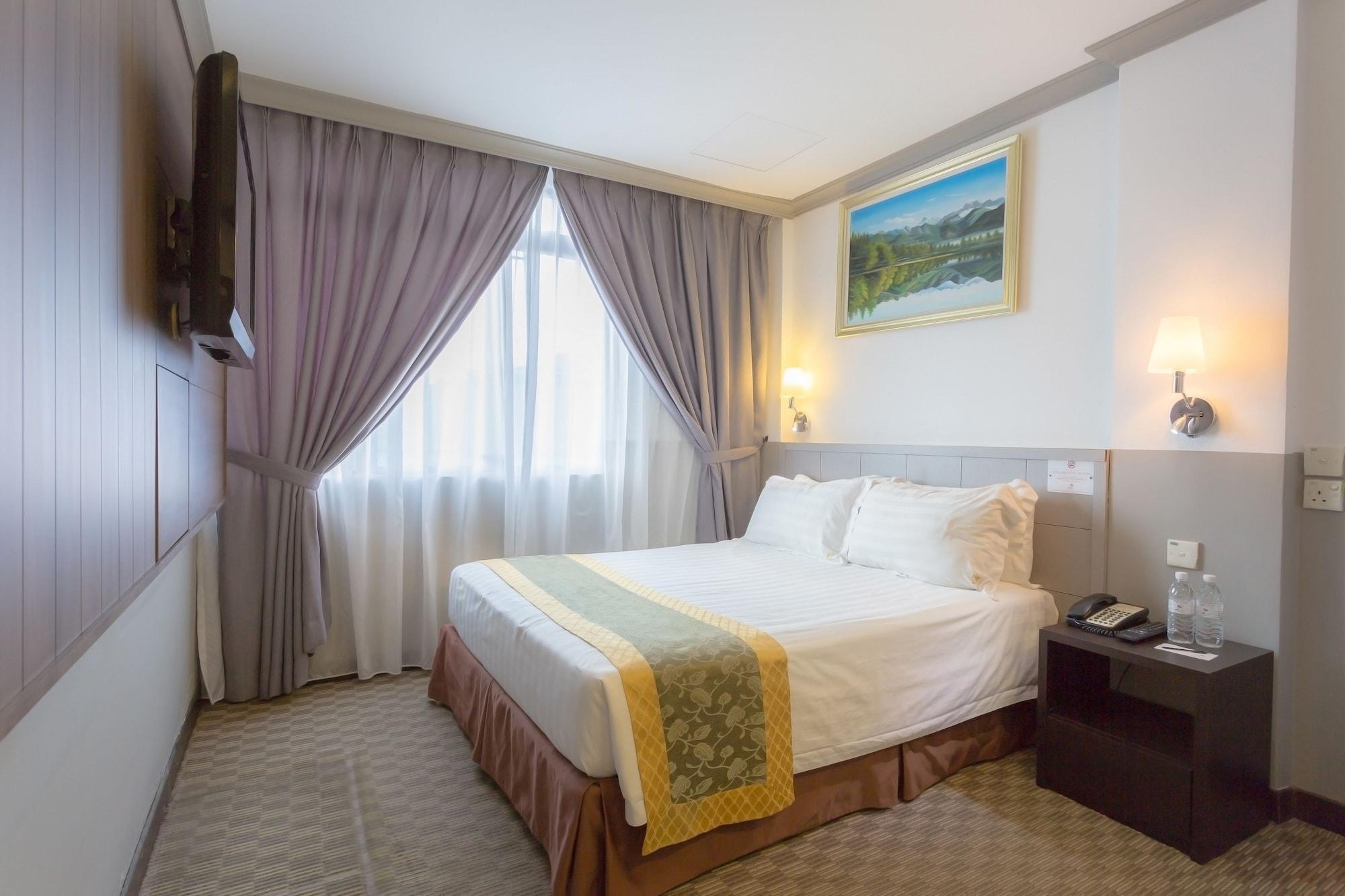 Hallmark Leisure 3*